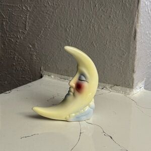 Crescent Moon Salt/Pepper Shaker